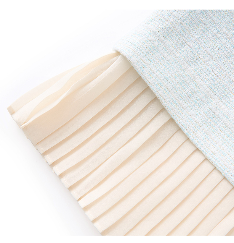 Set áo phong cách tiểu thơ kết hợp chân váy xếp ly nữ tính — Màu xanh lam nhạt chi tiết 14