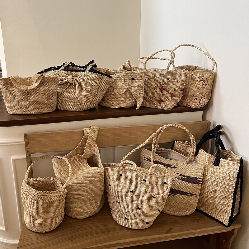 Raffia Woven Bag Women's Summer Seaside Resort Style Shoulder Portable Beach Bag Korean Style Straw Bag