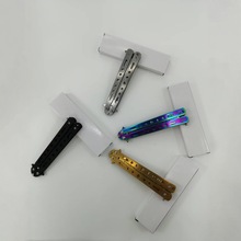 圆柄未开刃蝴蝶练习刀美国蝴蝶刀梳子CSgo户外训练刀折叠训练梳