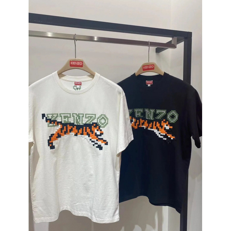 In-Stock Kenzo 26 Spring/Summer New Pixel-Style Tiger Embroidery Letter Round-Neck Pullover Short-Sleeve Heavyweight Pure Cotton T-Shirt In-Stock Kenzo 26 Spring/Summer New Pixel-Style Tiger Embroidery Letter Round-Neck Pullover Short-Sleeve Heavyweight Pure Cotton T-Shirt