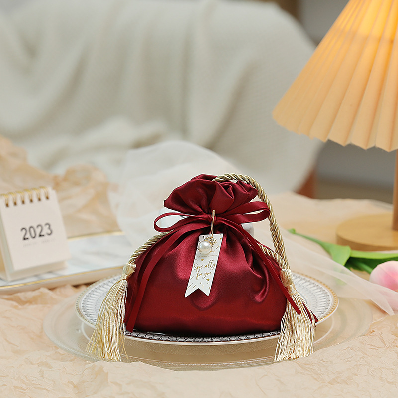 Wine Red-Pearl Card / Satin Candy Bag