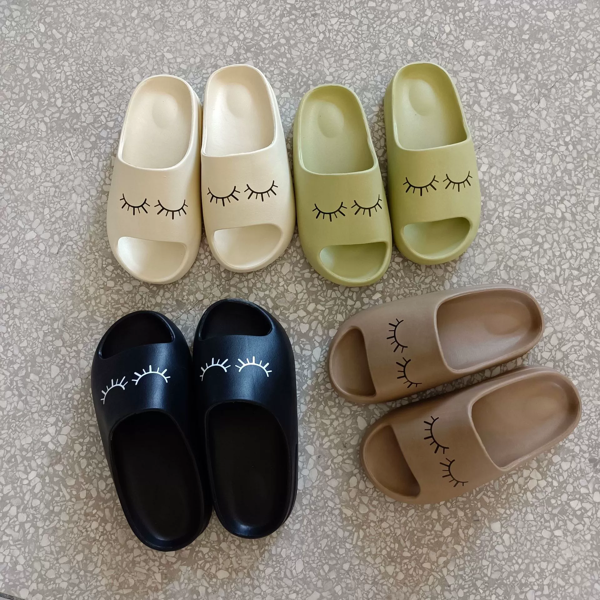 Новые универсальные тапочки для лета, простые домашние тапочки из ЭВА для пар, нескользящие, износостойкие, легкие тапочки для дома для женщин и мужчин, из легкого ЭВА.