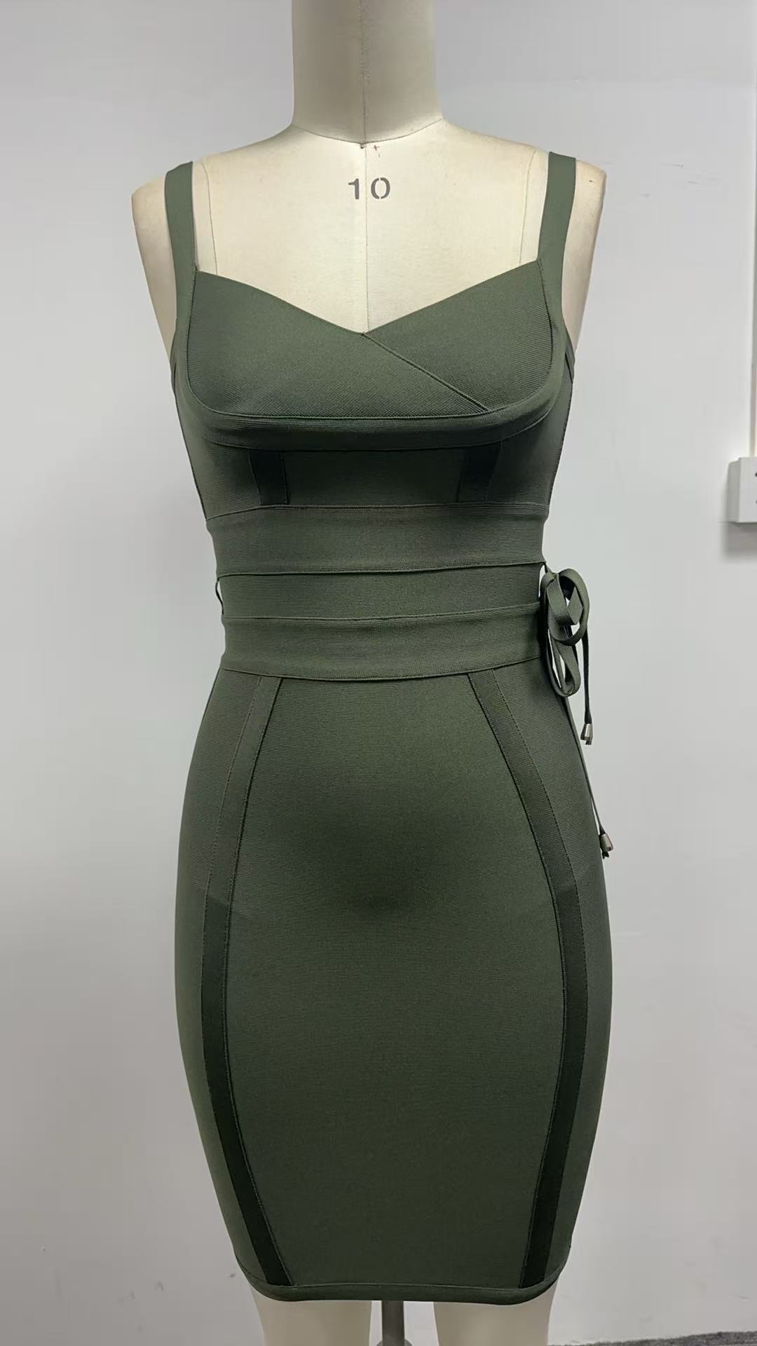 欧米の包帯のワンピースの新型の淑女はベルトのスカートを結びます。