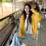 松弛秋季v领独特毛衣