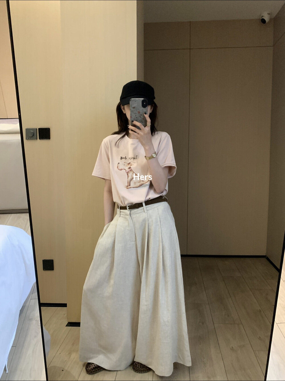 Áo thun nữ cổ tròn tay ngắn họa tiết chó in Hàn Quốc phong cách thoải mái — màu hồng, màu trắng chi tiết 26