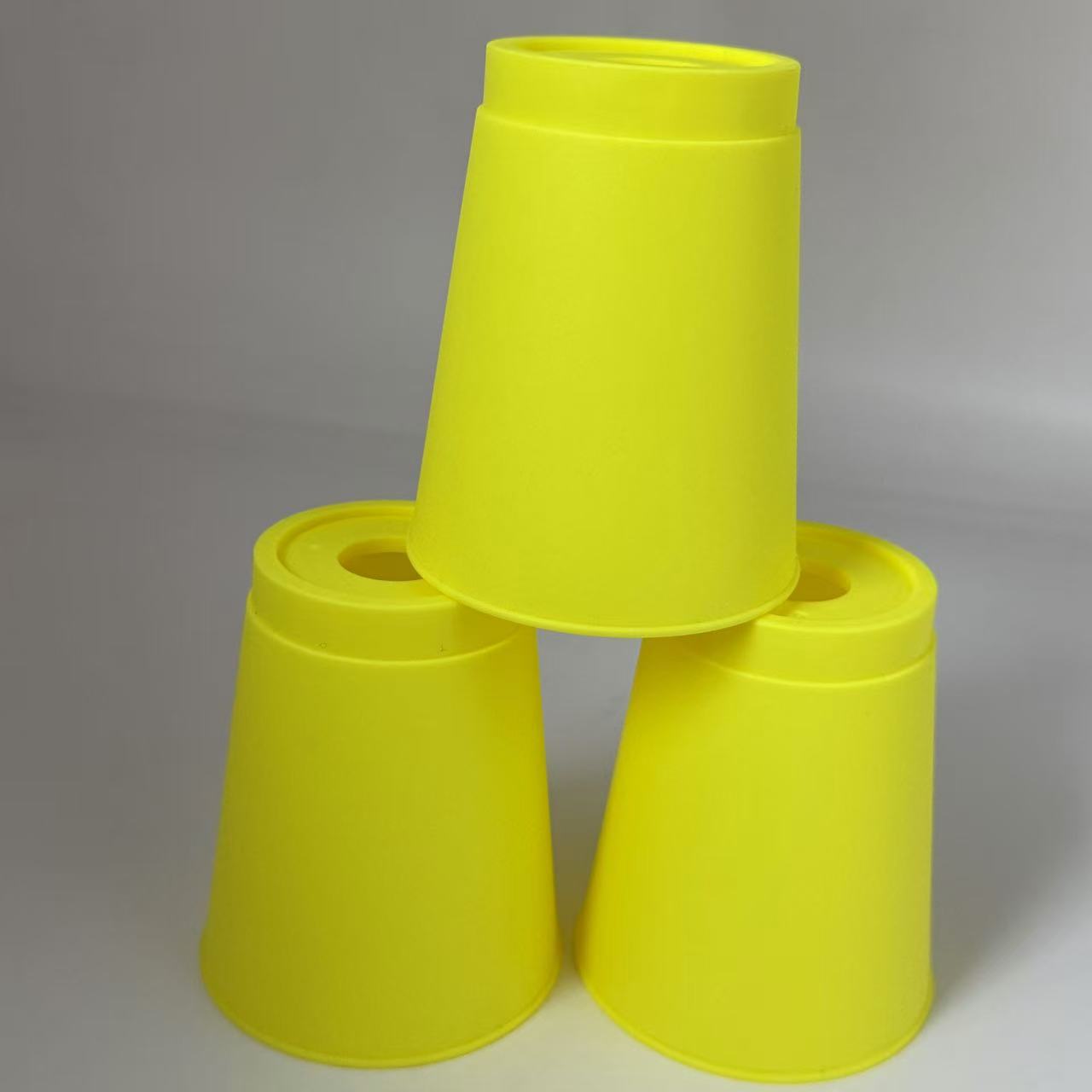 Copa rendimiento de baile taza especial velocidad plegable Copa plástico antideslizante color sólido Escuela Primaria jardín de infantes juego ritmo resistente a la caída taza