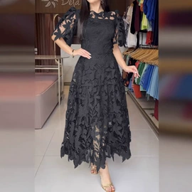 连衣裙;女式衬衫;女式T恤