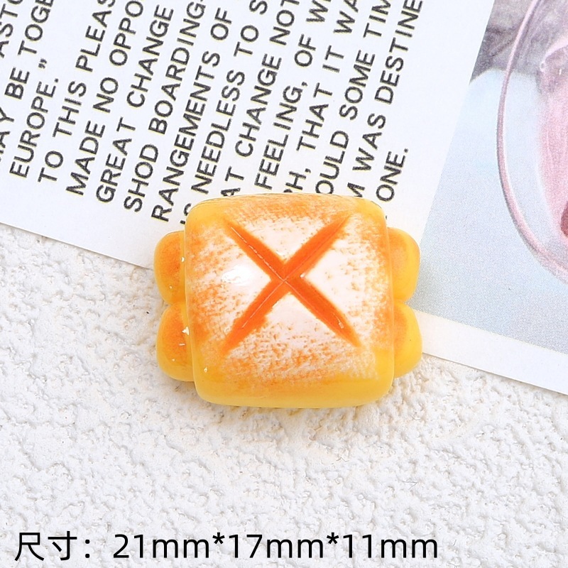 卡通小熊夹心面包手工diy自制饰品配件奶油胶树脂小配件材料批发|undefined
