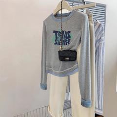 大きいサイズのストライプの長袖のtシャツの女性の春と秋の日本のchiの小さい背の正肩のプリントの底のシャツのinsの小さい大衆の上着
