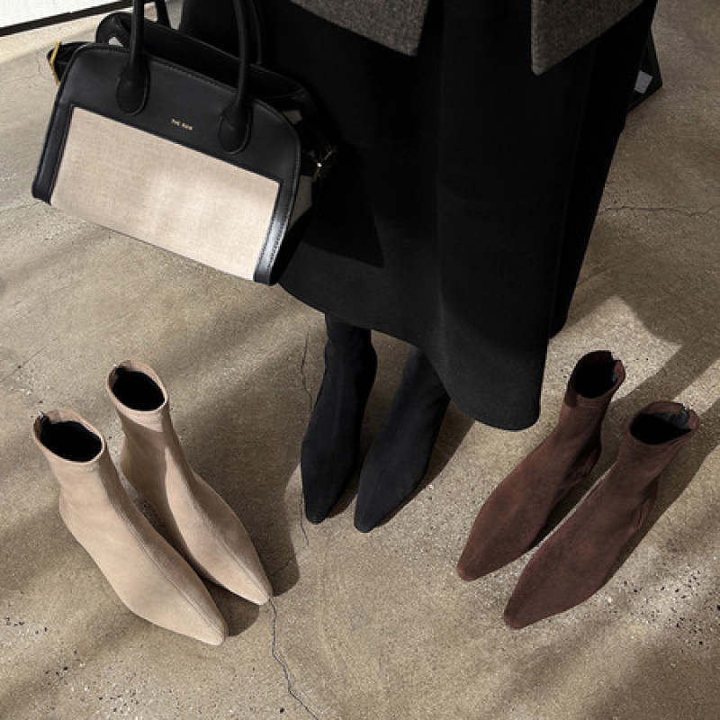 Women's winter short boots with low heel, French style suede ankle boots, high heel khaki slim boots, cat heel pointed elastic sock boots Women's winter short boots with low heel, French style suede ankle boots, high heel khaki slim boots, cat heel pointed elastic sock boots