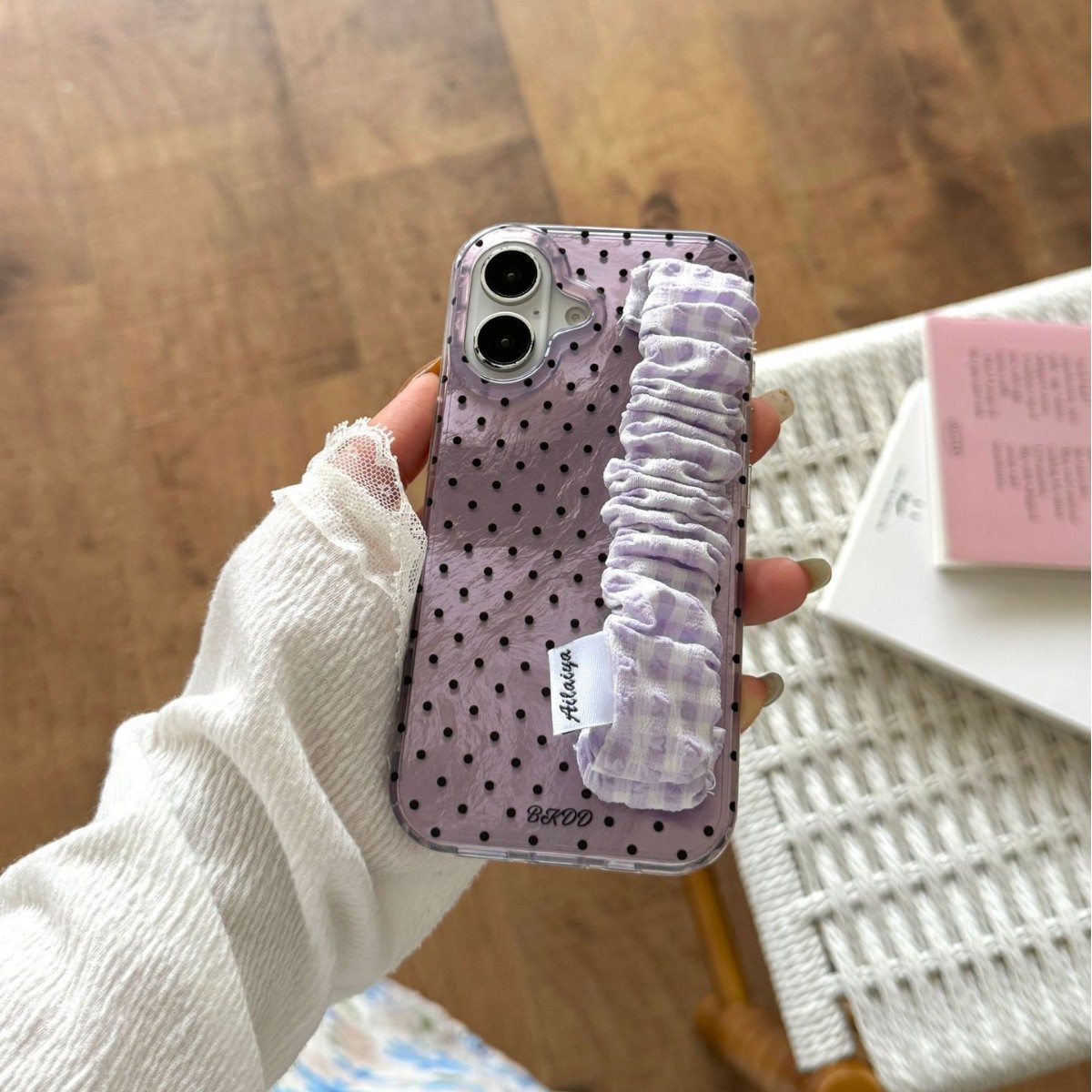 Pulsera de punto de onda dulce de nicho para Apple 16ProMax funda para teléfono móvil 15Pro nuevo 14/13 simple 15PM