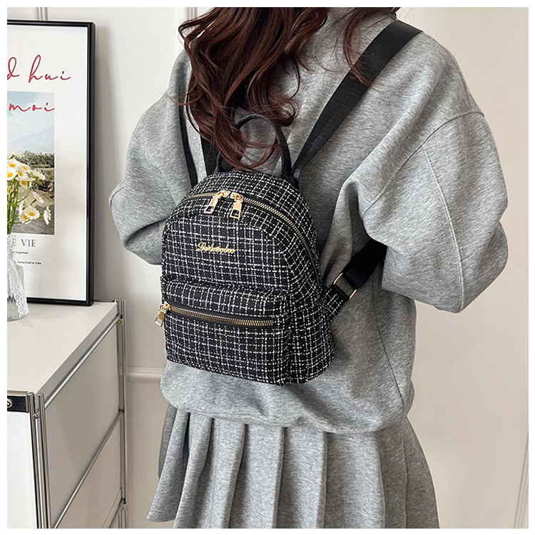 538g Weight Zipper Closure Type Double Shoulder Straps Strap Type Functional Backpack Bags Type Casual, Shopping Occasion Pu Leather Material Women's Backpack Backpack Plaid Pattern All Seasons Season Women's Gender Elegant, Streetwear Style Square Shape Plaid Casual Shopping Women's Backpack Functional Backpack 1