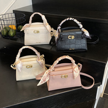 2025���߼����{�~�y����P����羳�¿����e�μ�б��С����Ů��