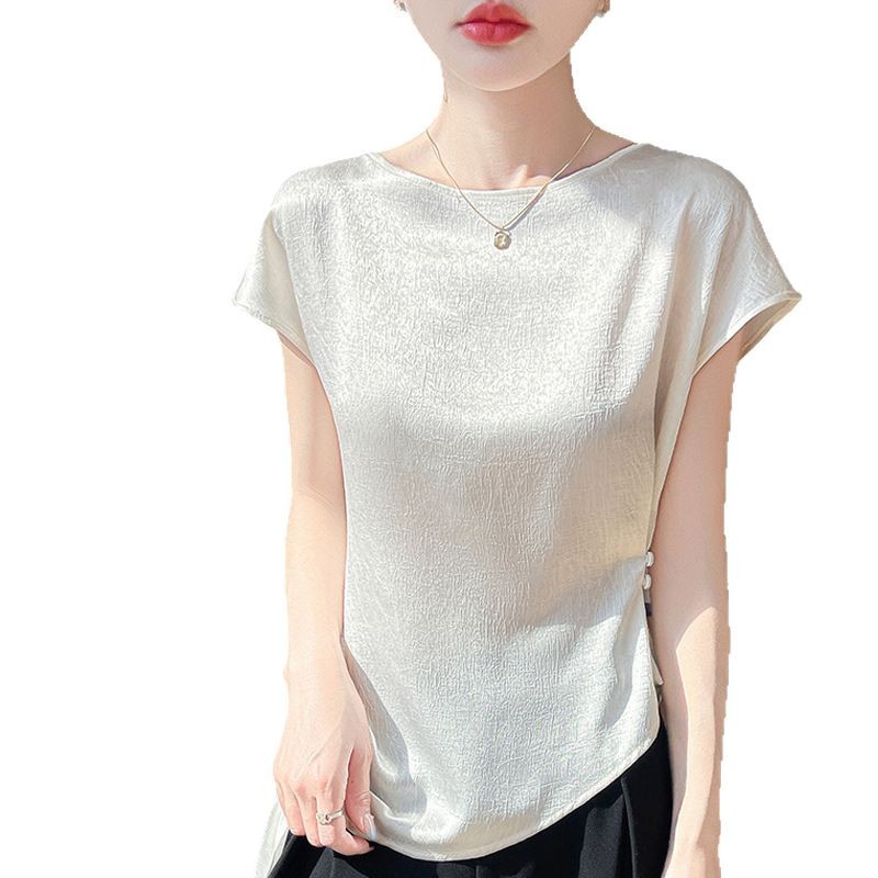Summer base body-friendly T-shirt with a round collar