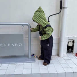 韩版女童套装2026秋冬新款复古百搭舒适条纹连帽上衣呢子背带裤潮