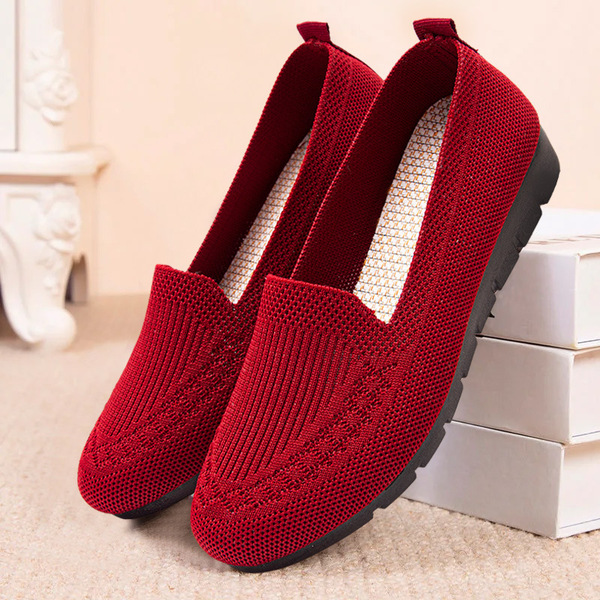 comfortable lightweight breathable sneakers for leisure
