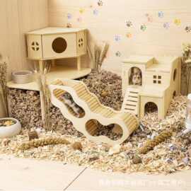 跨境小宠物窝家用仓鼠龙猫躲避屋实木小宠转球玩具仓鼠爬梯别墅
