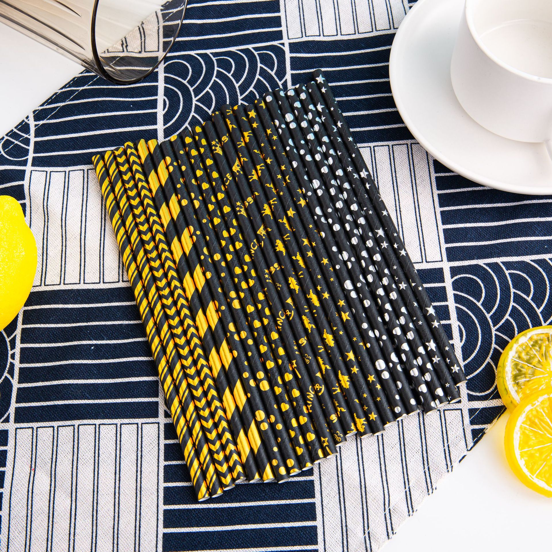 Una gran cantidad de en stock paja de papel desechable al por mayor paja de papel degradable serie púrpura paja transfronteriza Amazon