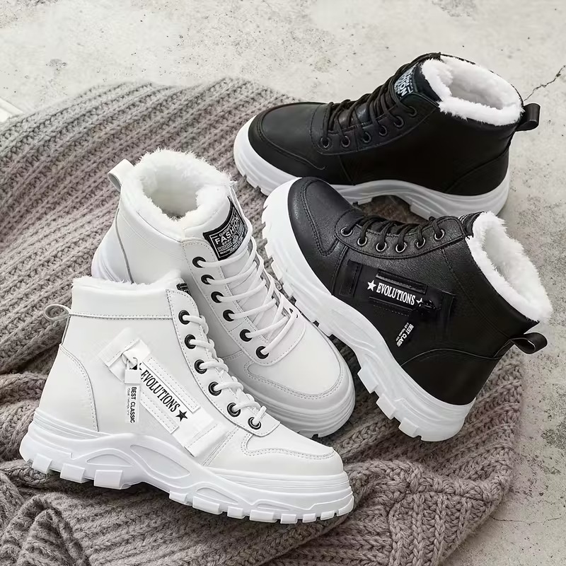 Zapatos de algodón de mujer transfronterizos zapatos de altura de mujer zapatos de invierno de moda de tamaño grande zapatos casuales cómodos botas de alta altura Martin