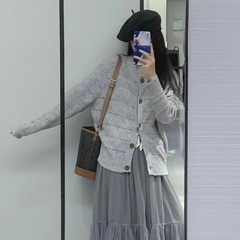 韩系灰色镂空毛衣外套女士新款早秋chic设计感外搭针织衫开衫上衣