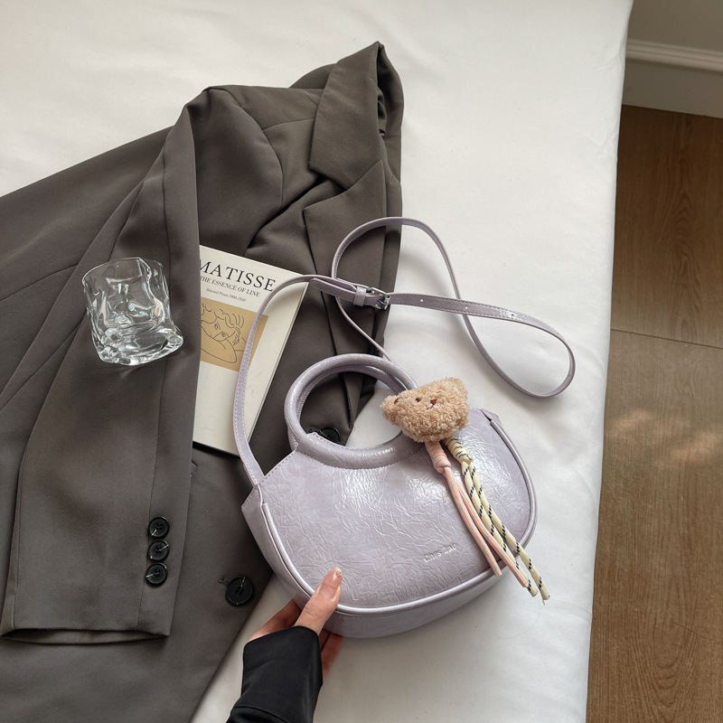 Bolso de moda de diseño de nicho para mujer 2025 nuevo estilo estilo estilo occidental todo-fósforo bolso de mensajero casual de alta gama