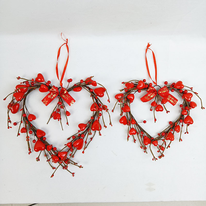Love-Shaped Decorative Garland Door Hanging Wall Hanging Valentine's Day Gift Ornaments Festive Decoration New Year Window Pendant Cross-Border