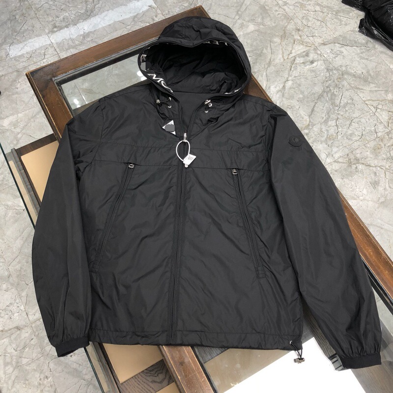 Same style as the one sold in department stores: men's casual jacket, perfect as a boyfriend gift, autumn collection, with a stand-up collar, suitable for business and formal occasions, a high-end brand