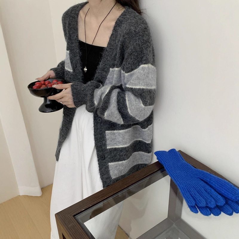 复古撞色宽条纹V领针织开衫女秋冬新款慵懒宽松软糯毛衣外套上衣|undefined