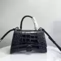 Crocodile pattern black buckle