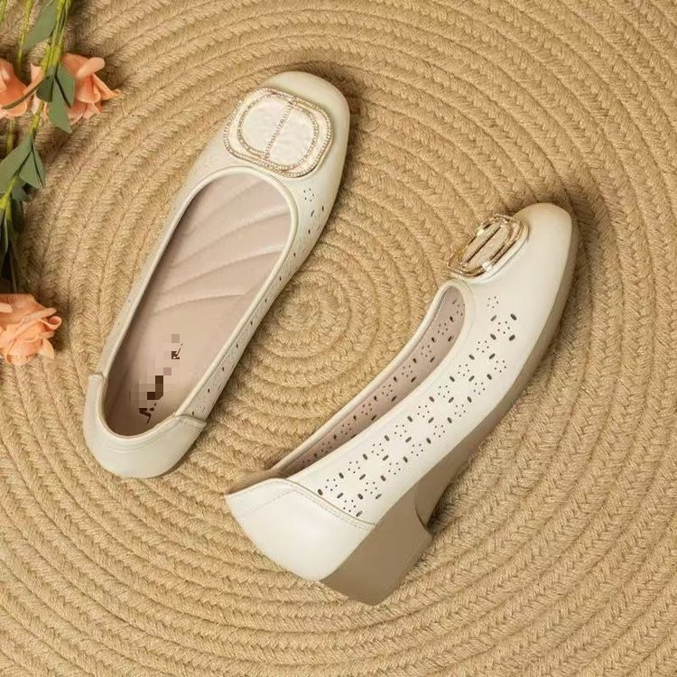 2026 nuevos zapatos de mediana edad cómodos con suela blanda, zapatos de cabeza cuadrada, zapatos casuales cómodos con suela blanda