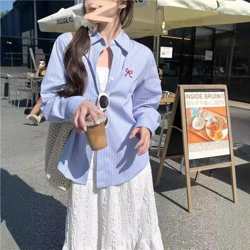 design summer shirt with bow for leisure