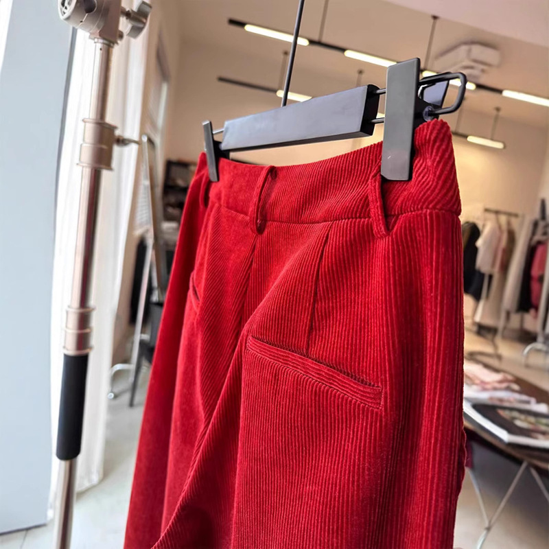 CHAO class recommend! Vintage Red Corduroy Wide-leg Pants Straight High-end Slim Look Casual Pants Women's Autumn and Winter