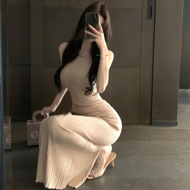 French-Style Sleeveless Long Dress for Women, New Thin Fashion Slim-Fit Bodycon Long Dress, Versatile Pleated Base Dress French-Style Sleeveless Long Dress for Women, New Thin Fashion Slim-Fit Bodycon Long Dress, Versatile Pleated Base Dress