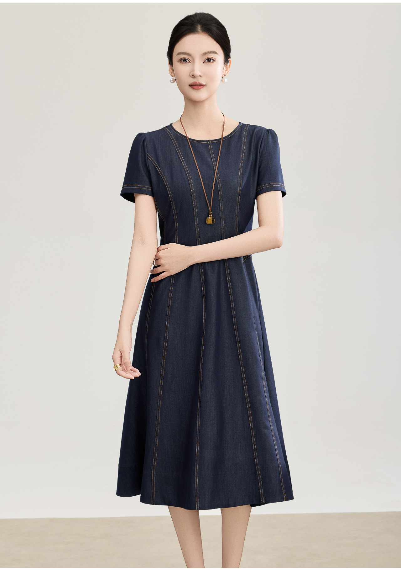 Đầm denim nữ tay ngắn thắt eo phong cách vintage chất liệu tencel cotton thoáng mát — màu xanh đậm chi tiết 4