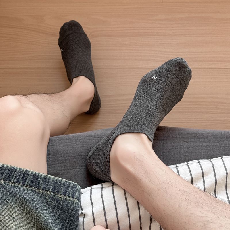 Summer thin men's socks boat socks with solid color invisible socks sweat-absorbent breathable men's sports socks cotton