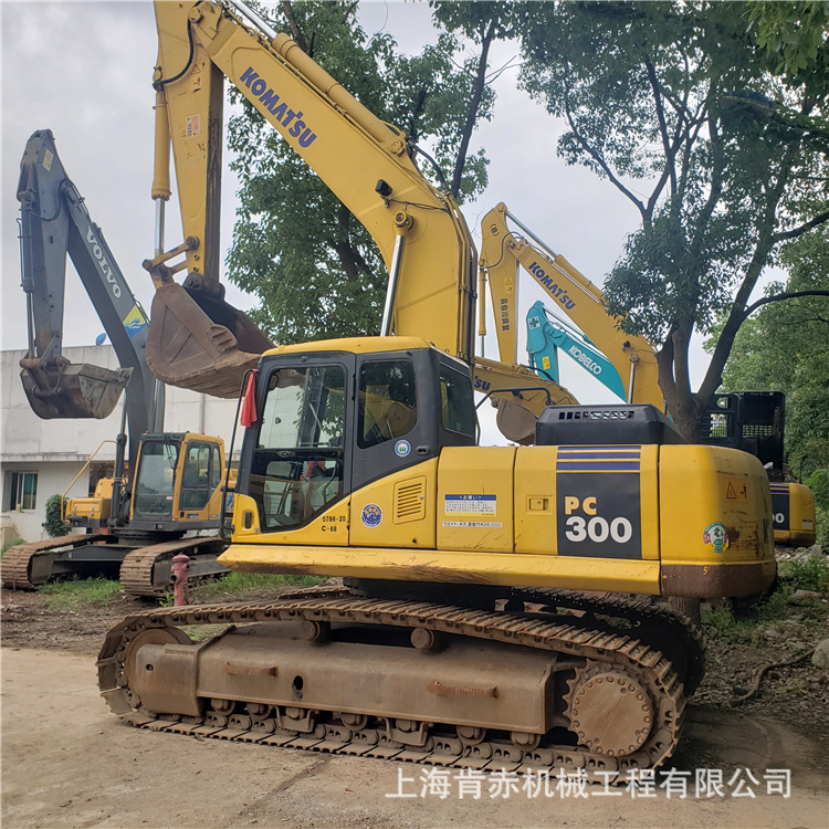 供应二手小松PC300-7挖掘机,二手小松30吨钩机参数价格