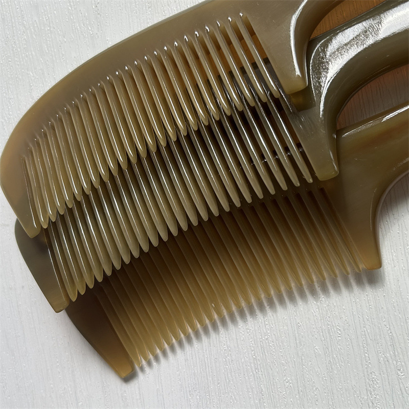 Large Thick Yak Horn Comb Hair Styling Meridian Head Massage Comb with Handle Gift Box specifications