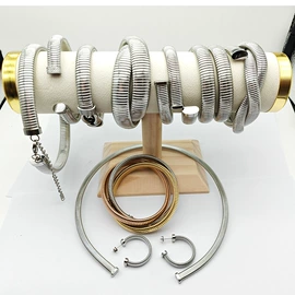 手链;项链;手镯