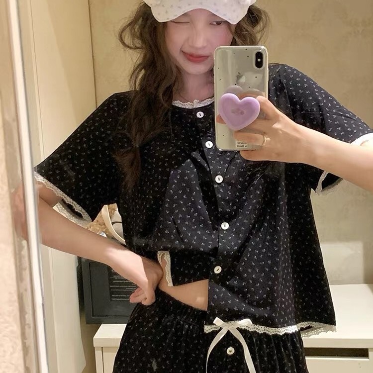 Korean Style Ins Lace Floral Pajamas for Women Summer New Retro Sweet Round Neck Short-Sleeved Long Pants Home Clothes Korean Style Ins Lace Floral Pajamas for Women Summer New Retro Sweet Round Neck Short-Sleeved Long Pants Home Clothes