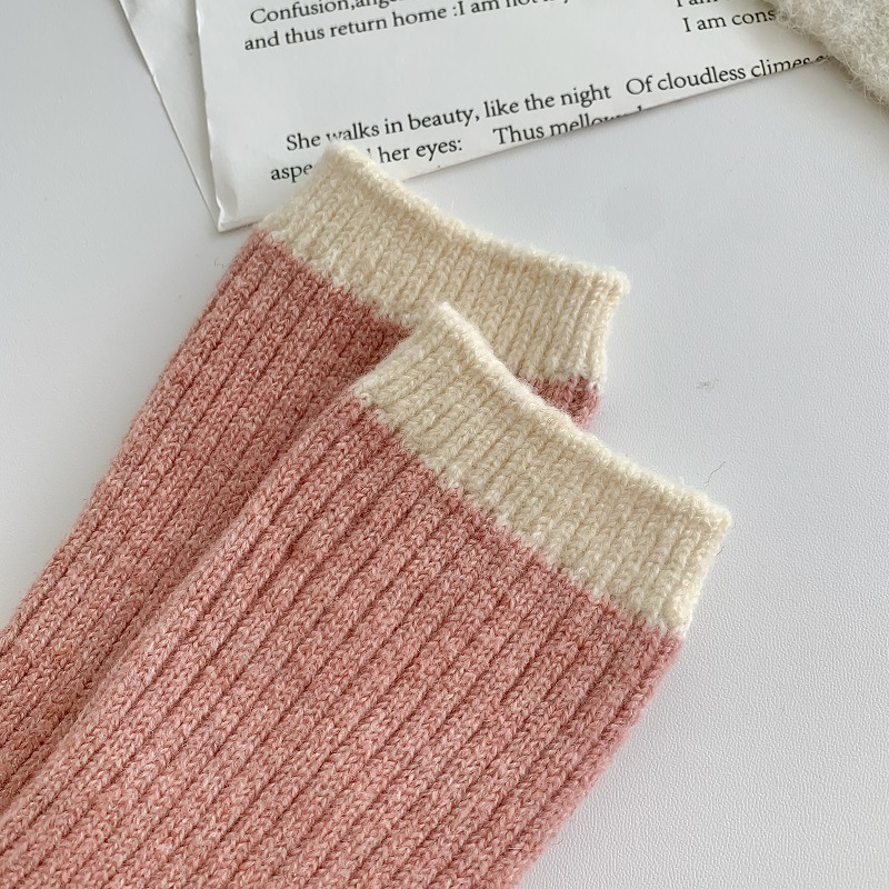 80g Weight Comfort Feel Of Sensation Socks Classification Stretchy Elasticity A Pair Quantity Daily, Street Occasion Comfort Function Color Block Pattern Winter, Autumn Season Women's Gender Japanese Style Style Women's Japanese Style Color Block Wool Crew Socks A Pair 9