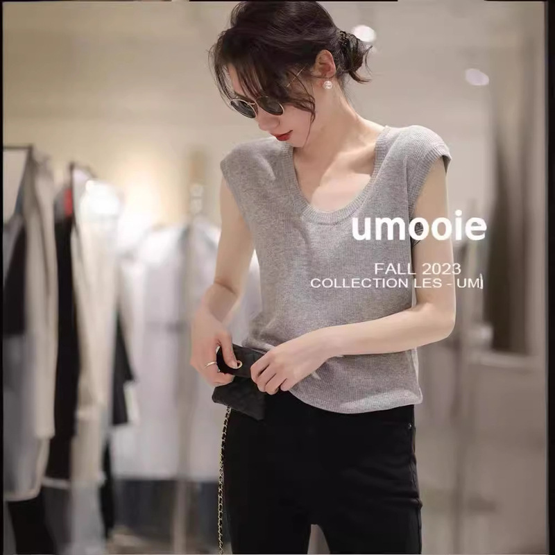 2024 New Luxury Niche Women's Tops Fine Wool Delicate Women's Sweater Sleeveless Luxury Style