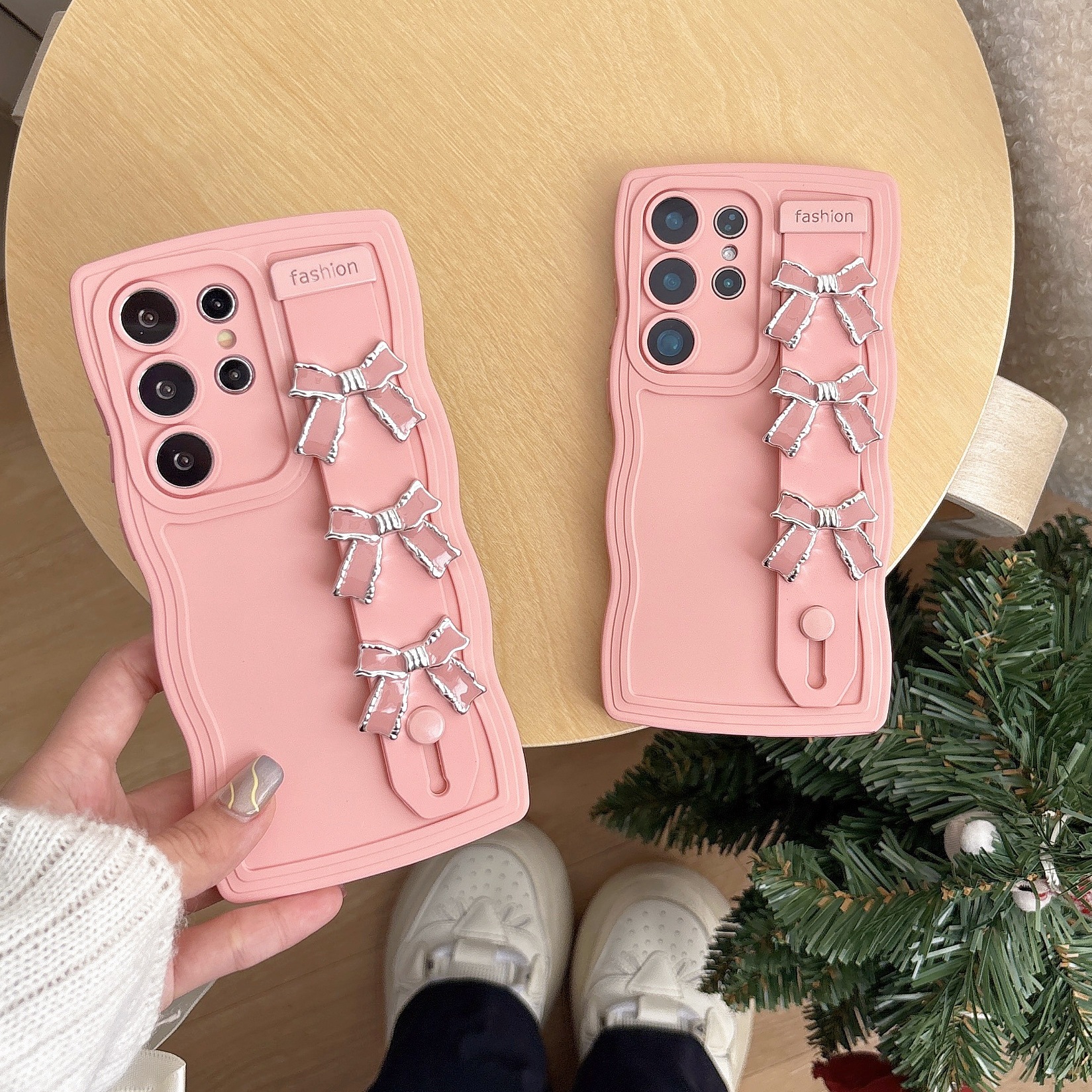 Skin-Feel Wavy Edge Suitable for Samsung S25Ultra Mobile Phone Case S25Pro All-Inclusive S25 Pure Color S25Edge Autumn and Winter