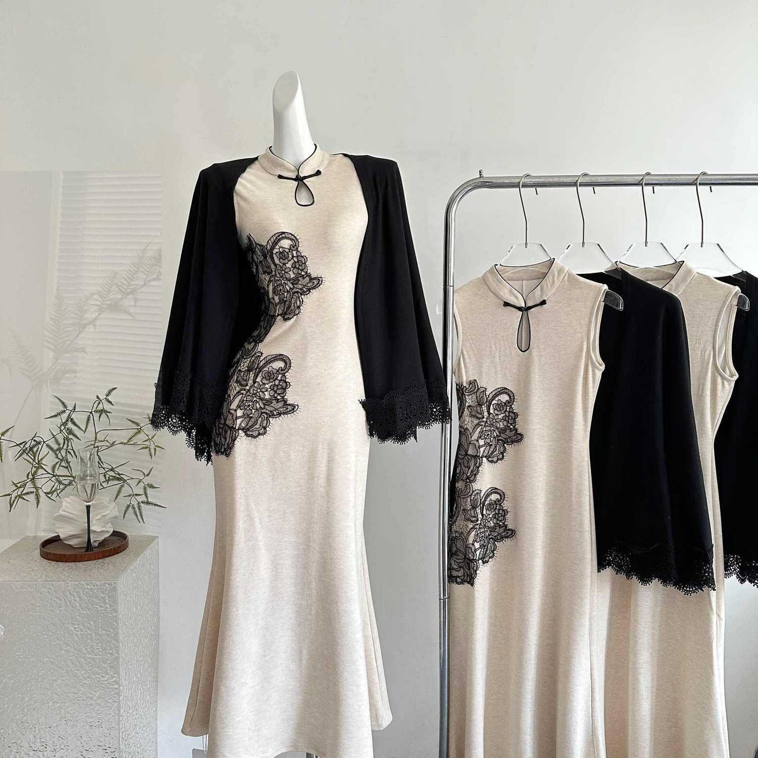 2025 Early Autumn High-End New Chinese Style Improved Sleeveless Cheongsam Knitted Dress Long Skirt Cardigan Two-Piece Suit