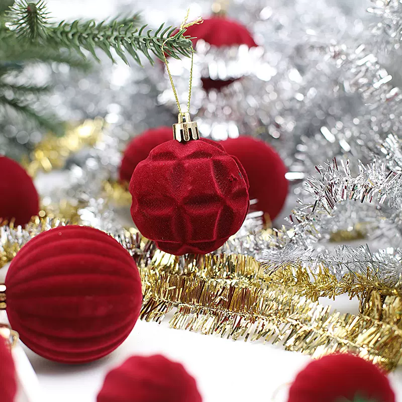 跨境丝绒植绒圣诞球装饰品套装红色装扮用品新年树装饰外贸绒布球