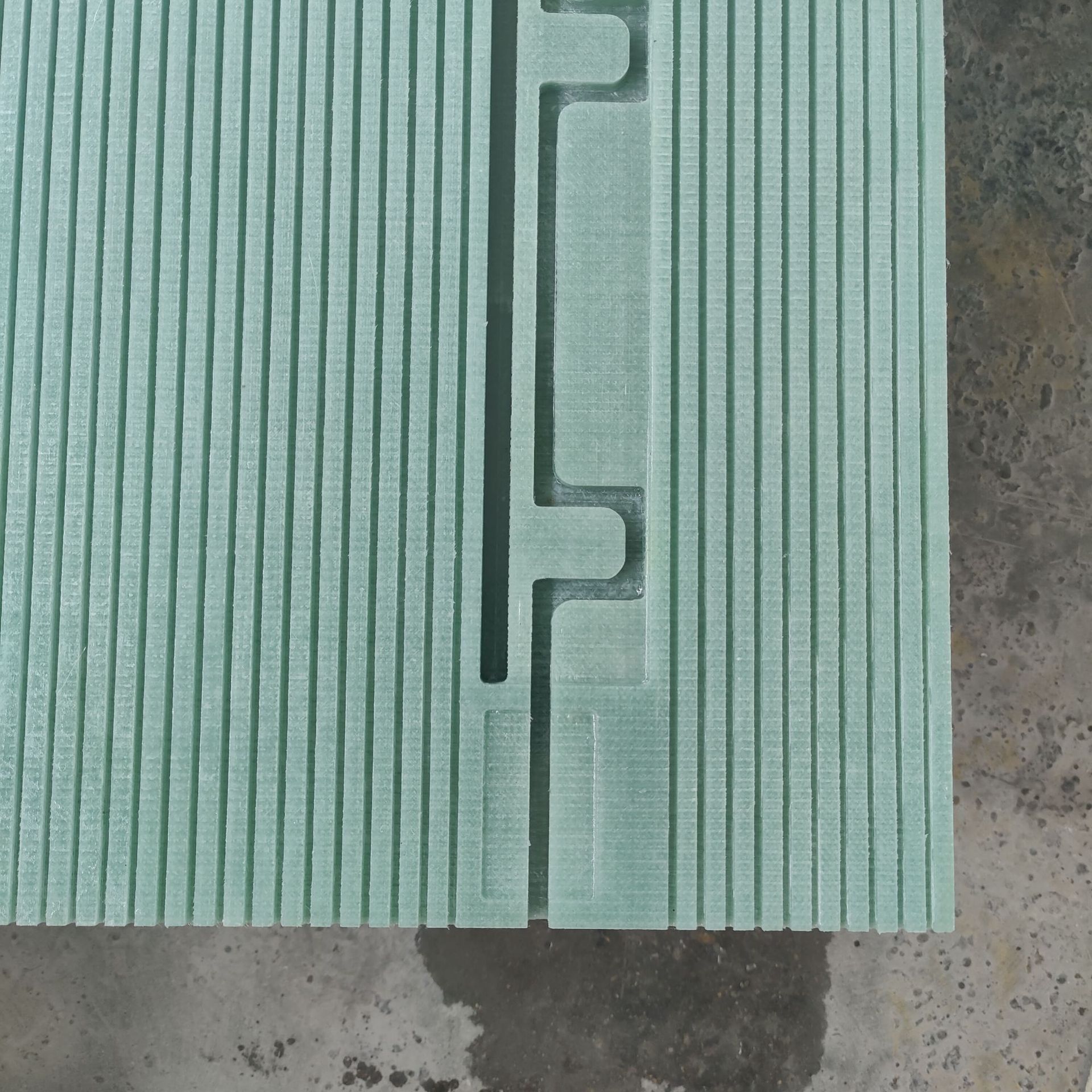 承压200吨超厚玻璃钢板 耐力板 新型建筑材料 水晶砖 研发制造