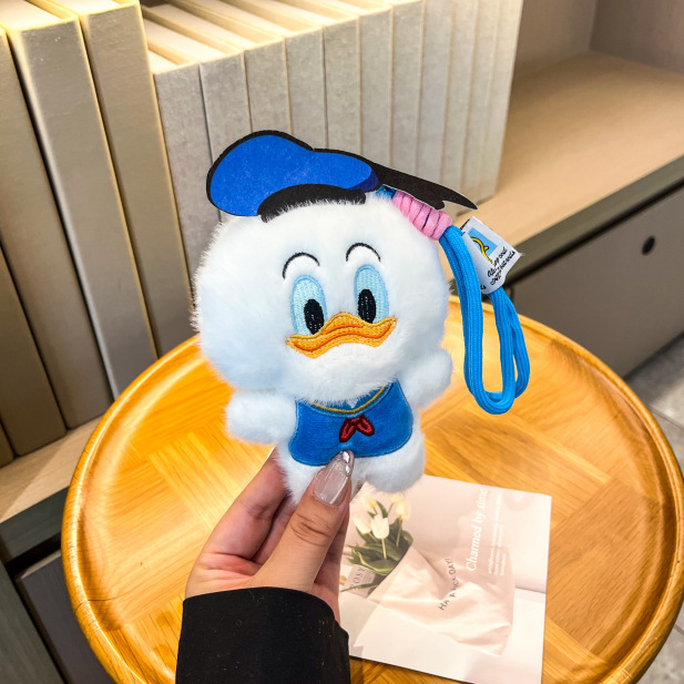 4寸呆萌水豚毛绒玩具卡皮巴拉小众可爱包挂件高颜值创意活动礼品|undefined