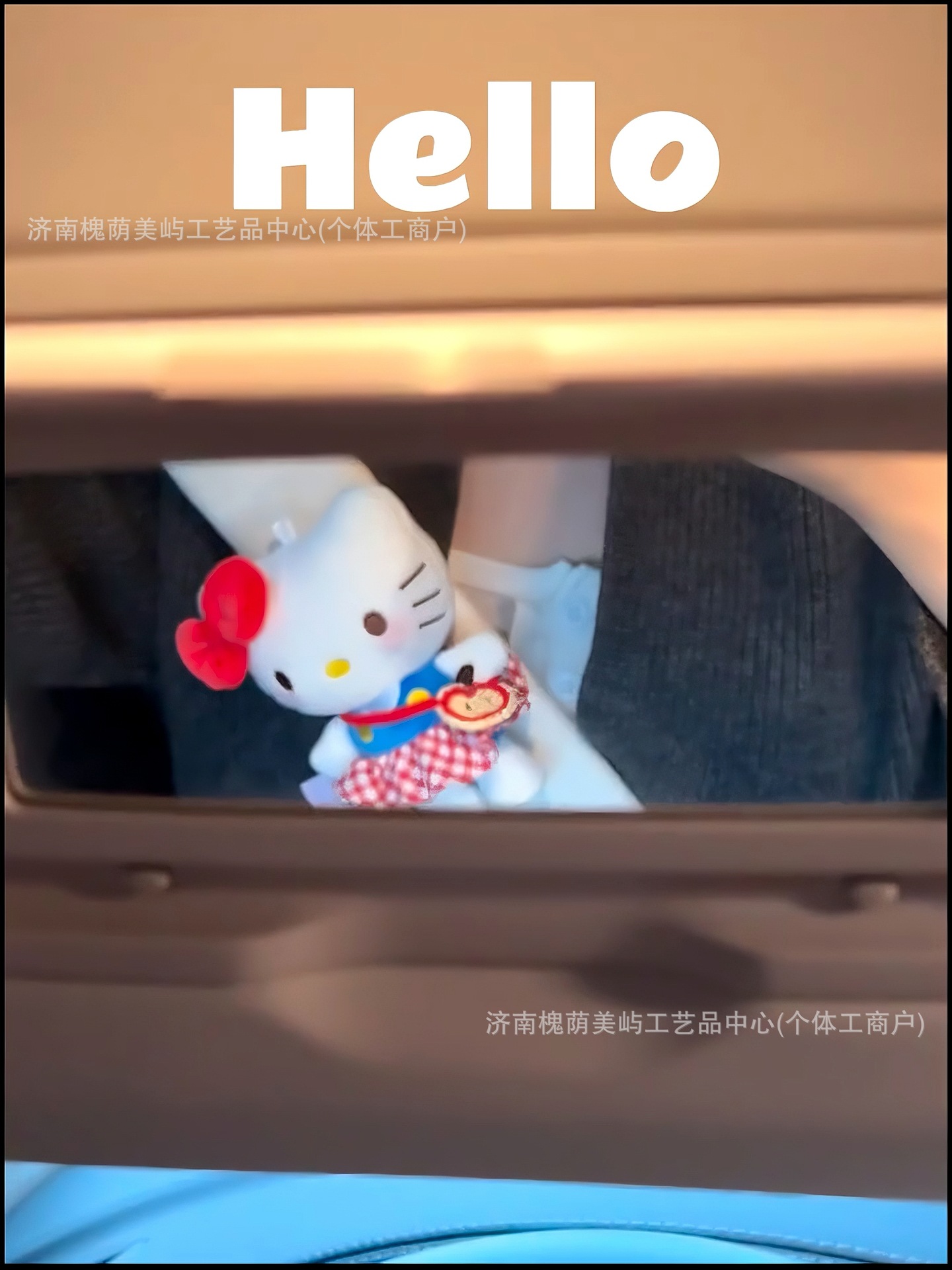 Car seat belt shoulder pad hellokitty cute high-end car decoration protection anti-rein ornaments for girls