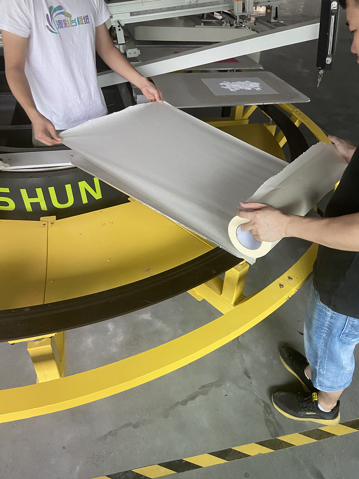 Printed silk screen printing board paper, oval machine board paper, positioning paper, transfer paper, non-adhesive, high viscosity, durable, easy to operate
