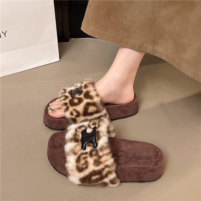 Fairy Style Leopard Print Plush Slippers for Women, 2025 Autumn New Plush Air-Conditioned Room Lazy Slip-On Cotton Slippers