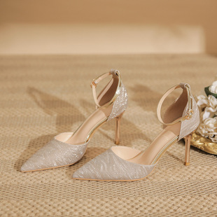 2024�¿��һ�֎����^�п�Ь�㙉ɫ�ٴ�����Ь�r�����m��Ь��Ь